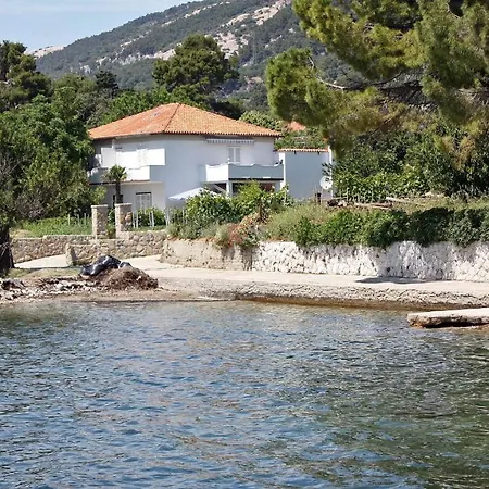 Apartman With Parking Space Barbat, Rab - 16723
