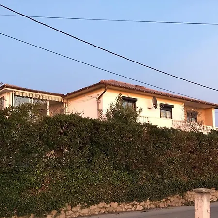Apartment With A Parking Space Barbat, Rab - 16723