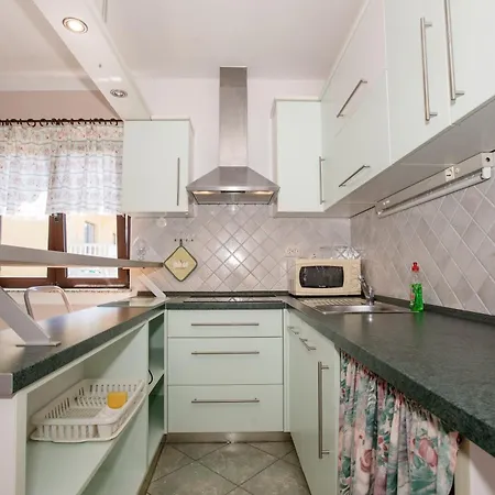 Appartement With Parking Space Barbat, Rab - 16723
