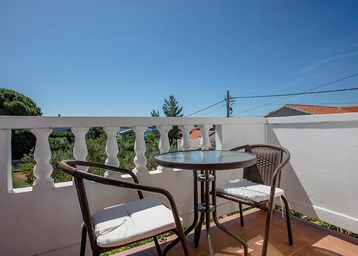 아파트 With Parking Space Barbat, Rab - 16723 Barbat na Rabu